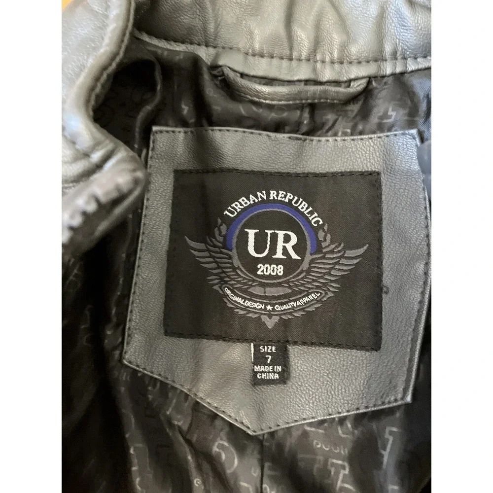 Urban outfitters boys Sz 7 bomber jacket‎ Coat Black Full Zip